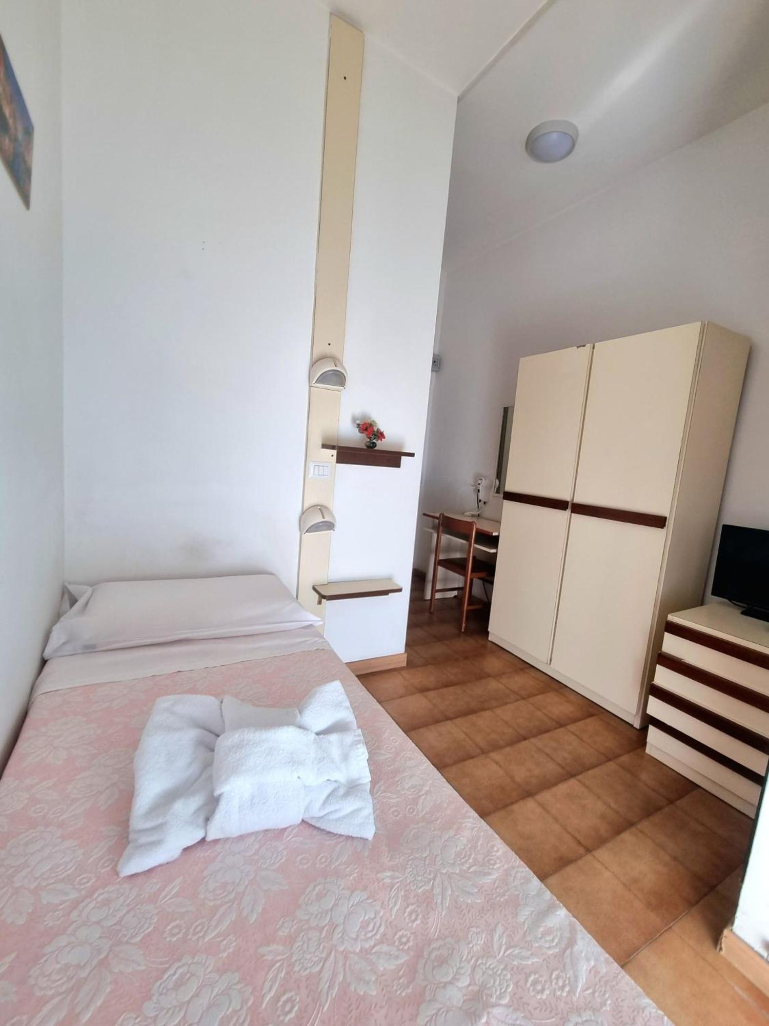 Hotel Due Gemelle à Rimini Extérieur photo